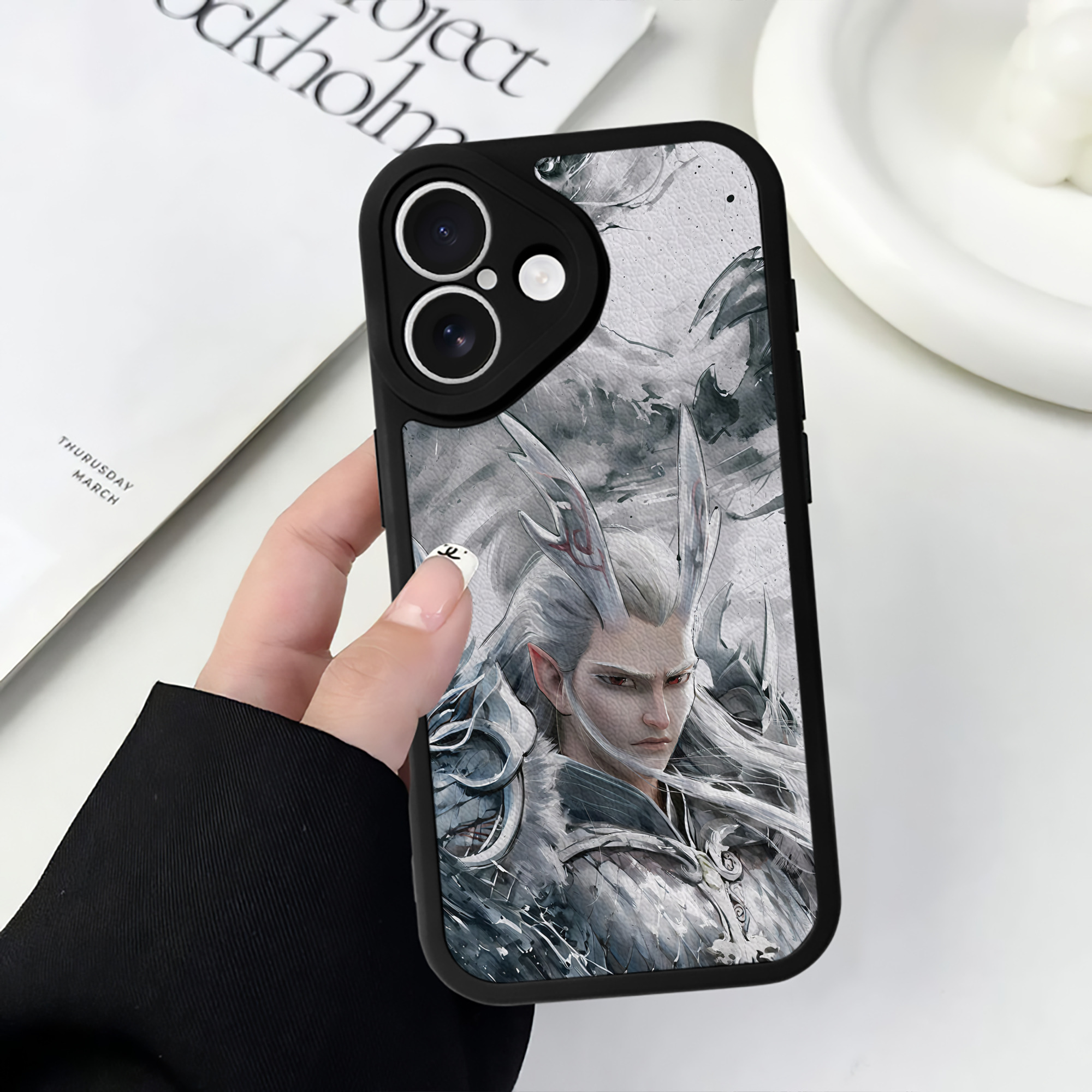 （画像用） Ne Zha 2 ナタ 魔童の大暴れ 【iPhone 16シリーズ対応】シリコンスマホケース（レザー調） 材質：シリコン